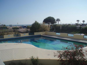 Beautiful Studio Apartment in a seafront building
